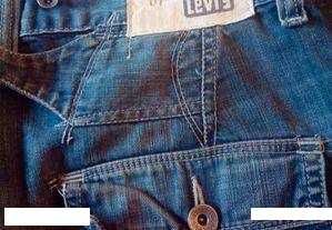 Calças ganga Levis Strauss tamanho 44 + Camisa oferta