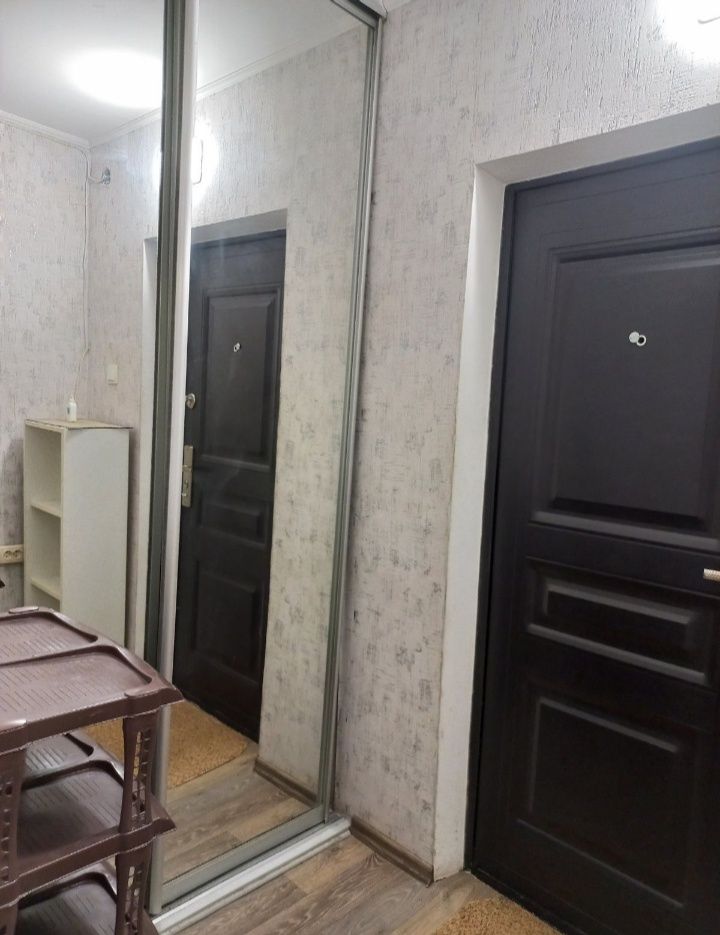 Сдам 1 комнатную квартиру. Район Заводской.