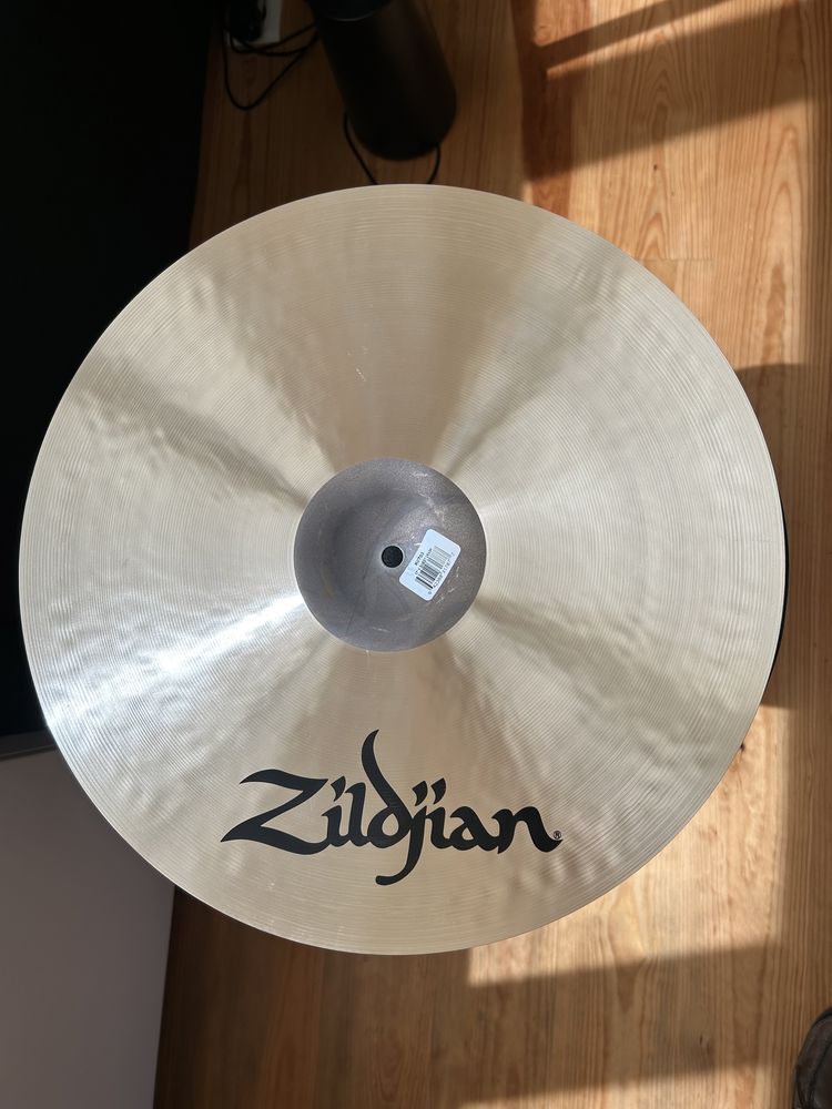 Vendo Crash Zildjian K Sweet 17”