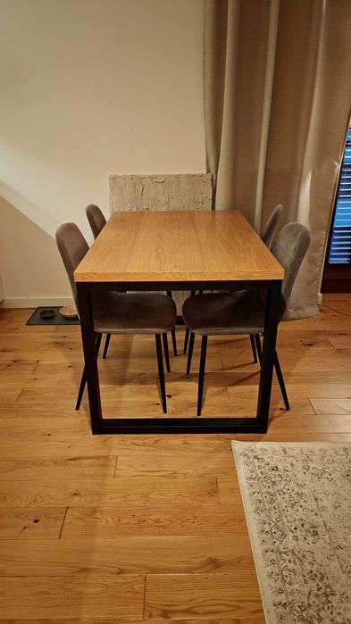 Stół Selsey Owens 120x80 cm z czarną podstawą