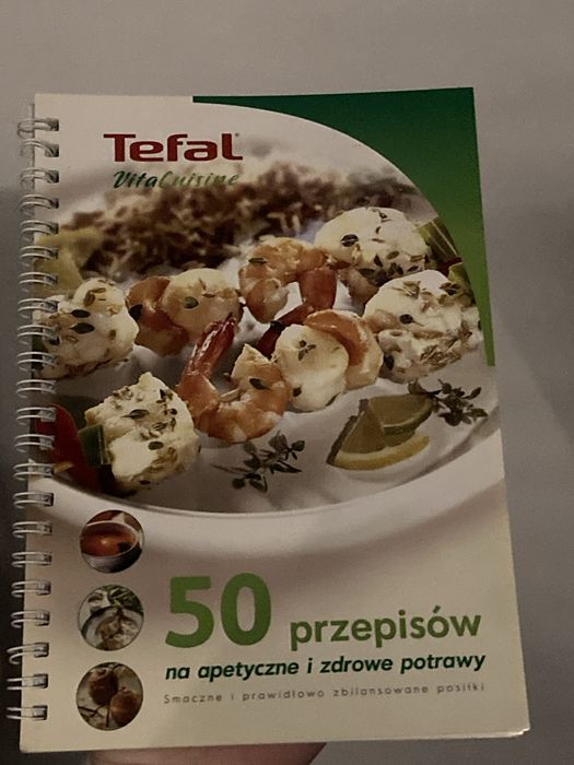 Parowar Tefal Vitacuisine z dwoma pojemnikami i komorą na sos, przepis
