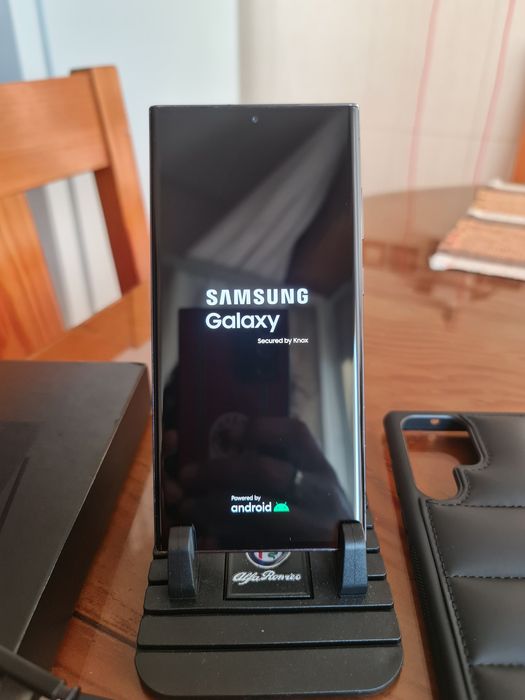 Samsung Galaxy S23 Ultra Semi-Novo Preto