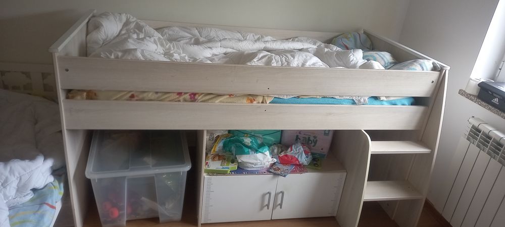 Cama excelente estado com arrumação