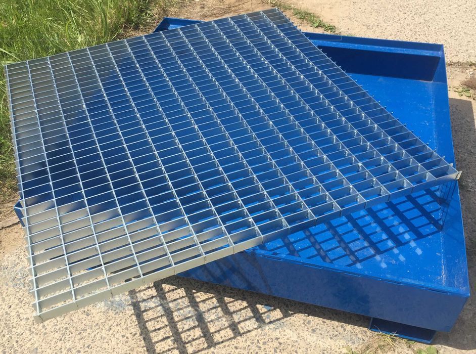 Wanna wychwytowa z rączka i kółkami 250 L