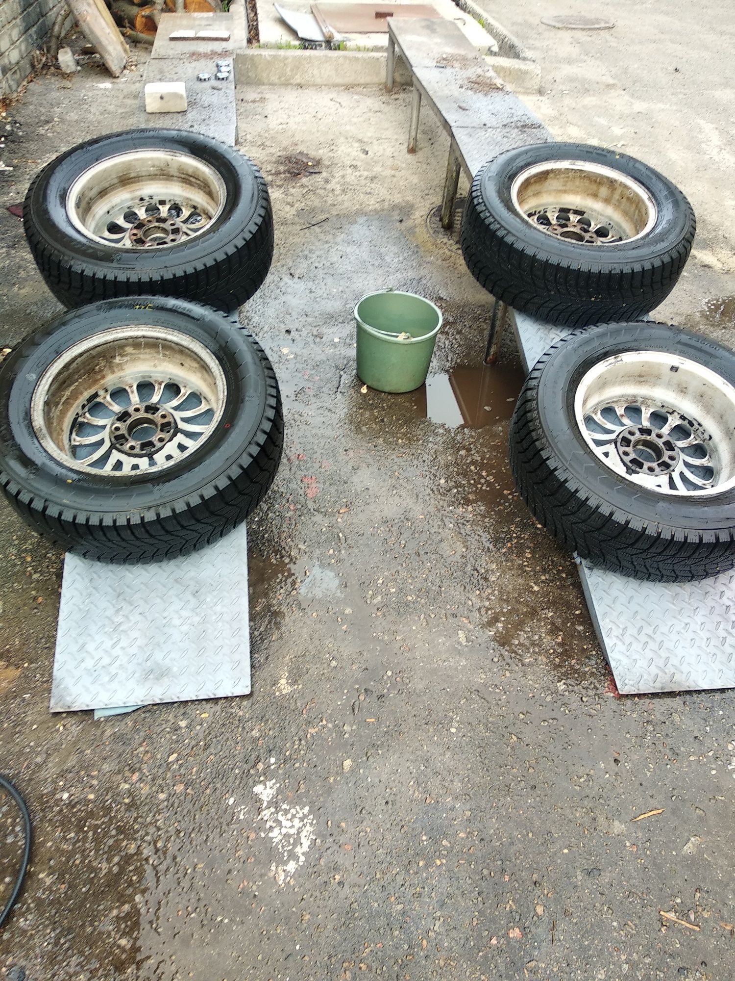 Диски BMW R16 5×120 ET20 ЦО74.1