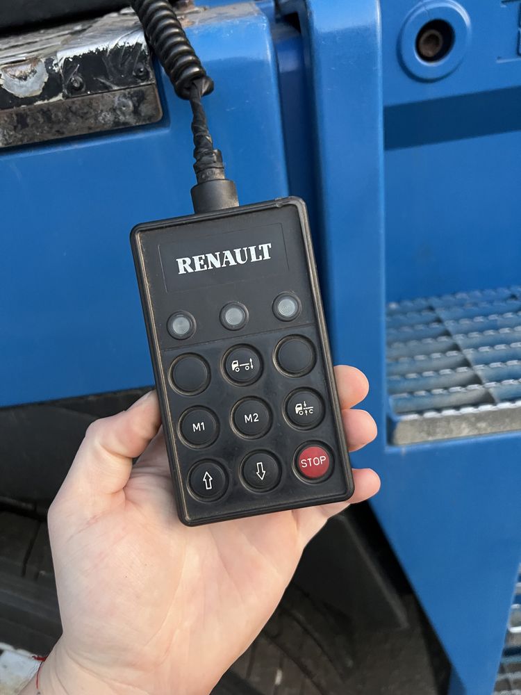 Обменяю на евакуатор Фура Renault Magnum 480 10 тонник