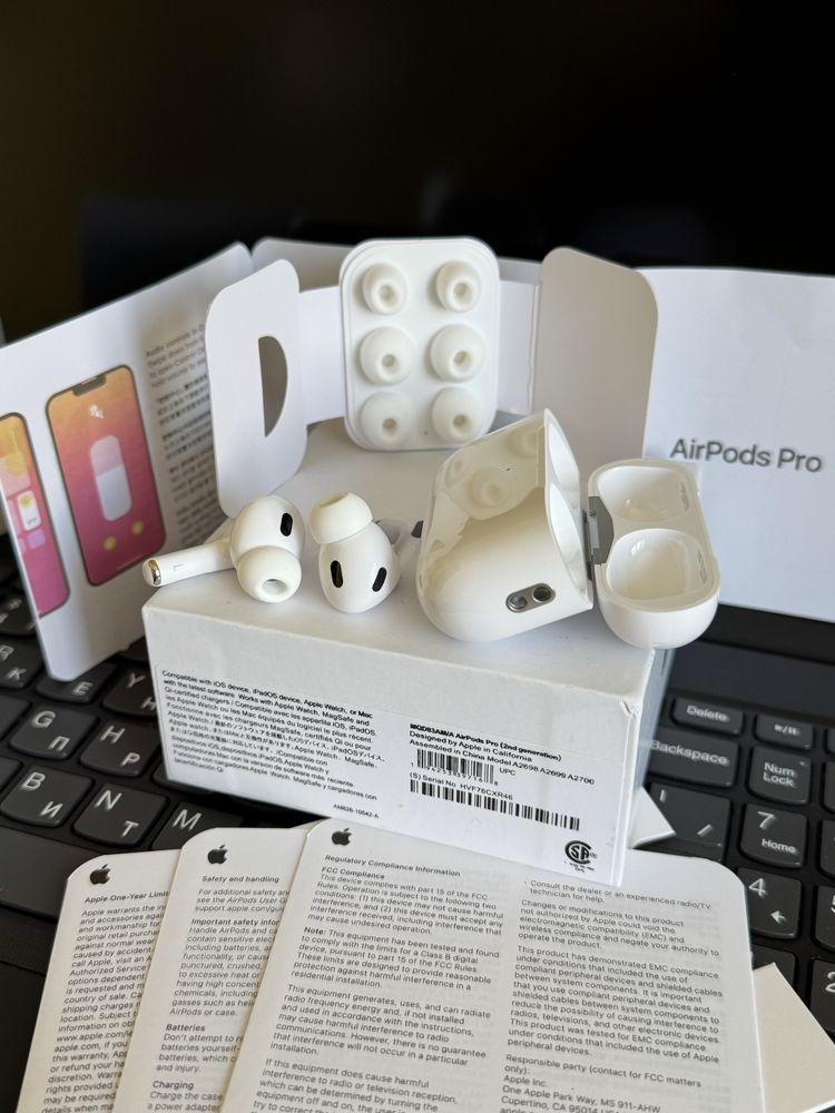 Бездротові навушники Apple Airpods Pro 2 Generation
