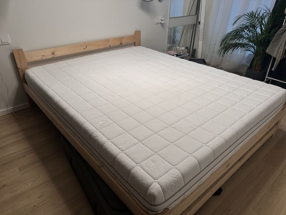 Materac piankowy twardy 160x200 w bawelnianym pokrowcu