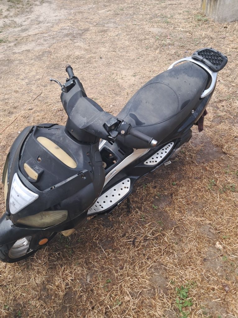 Motas para peças