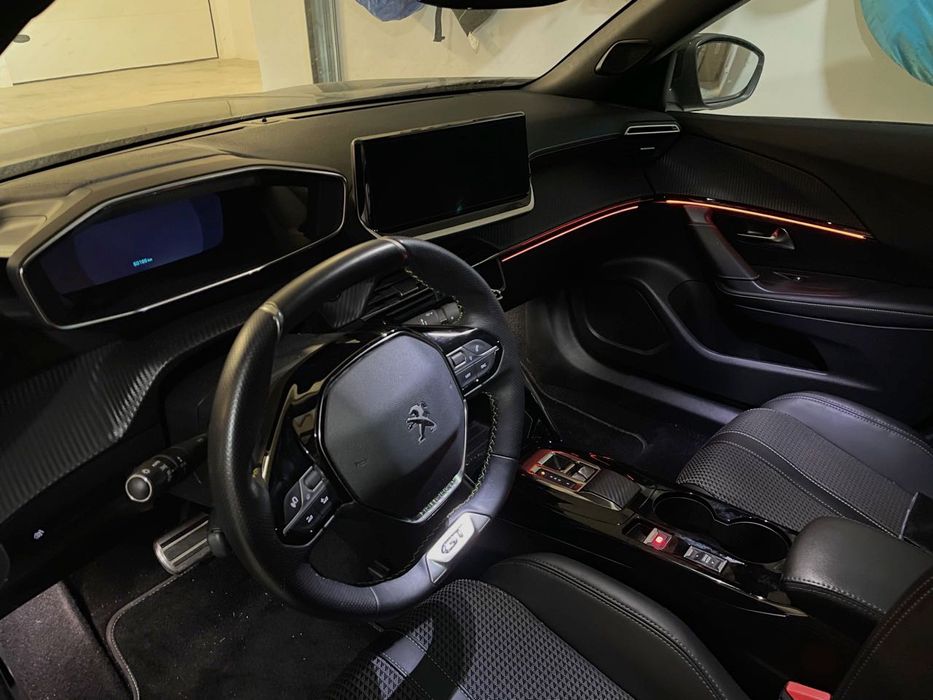 Peugeot e2008 GT 2022