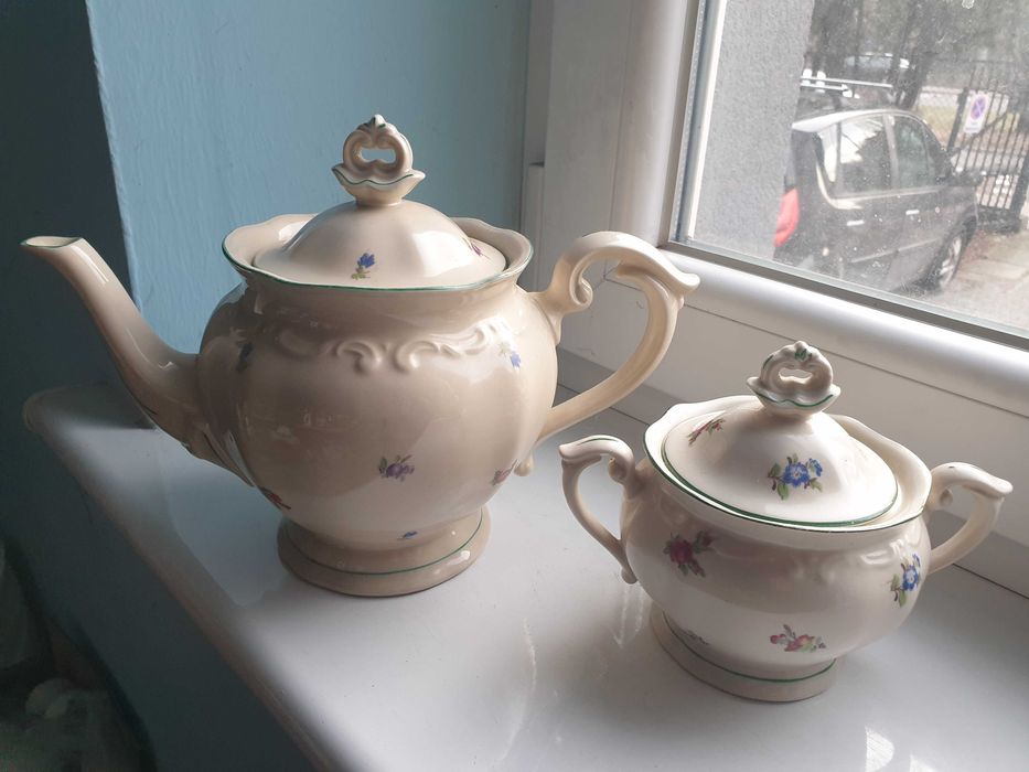 dzbanek i cukiernica porcelana Tułowice