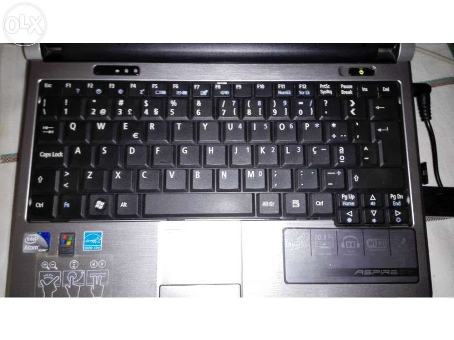 Acer Aspire One com licença Window 10 Prof