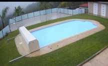Cobertura laminar de piscina. Ainda com garantia. Completa com quadro