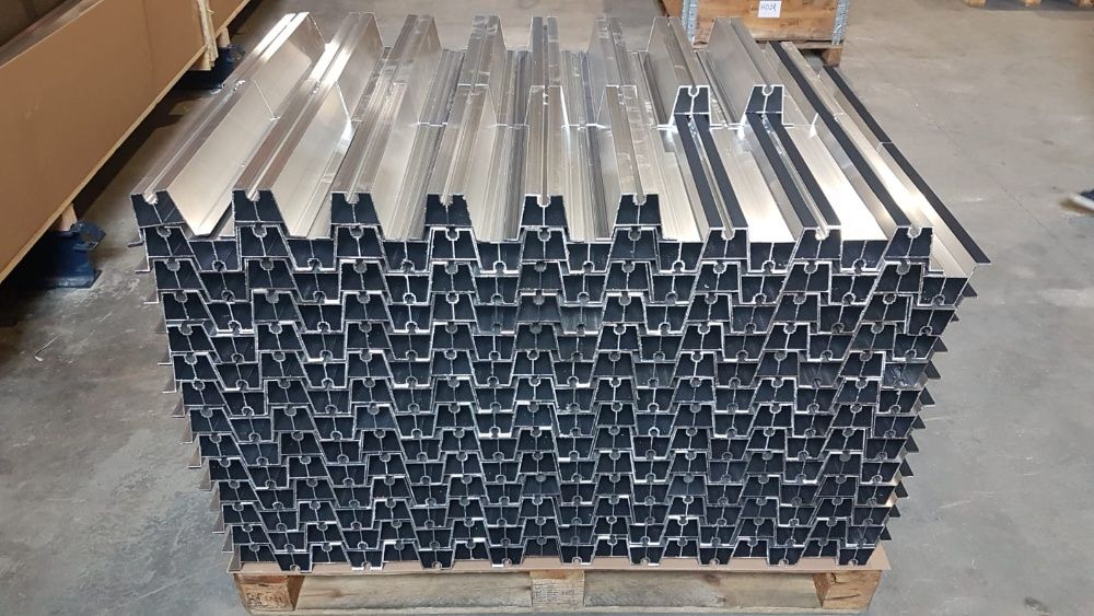Uchwyt Hak S regulowany PV fotowoltaika 450mm do panele