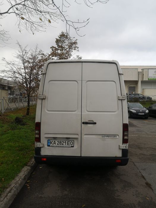 Продам свой Mercedes Sprinter груз-пасс. 99 г.