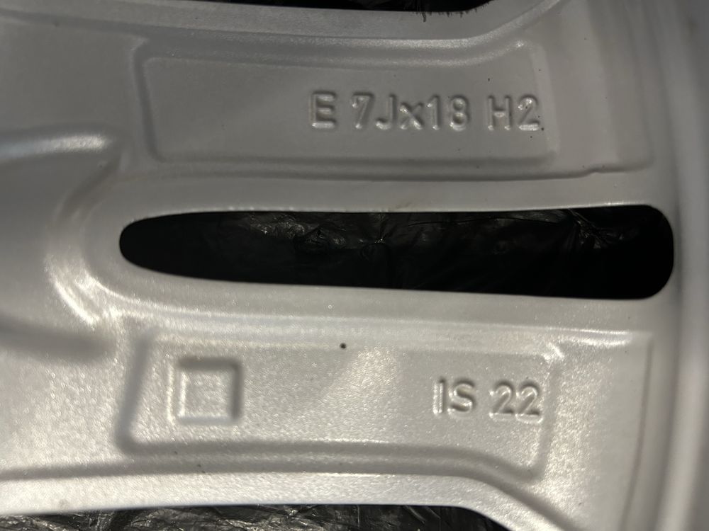 295 Felgi Oryginał BMW R 18 5x112 otwór 66,6 Bardzo Ładne czujniki