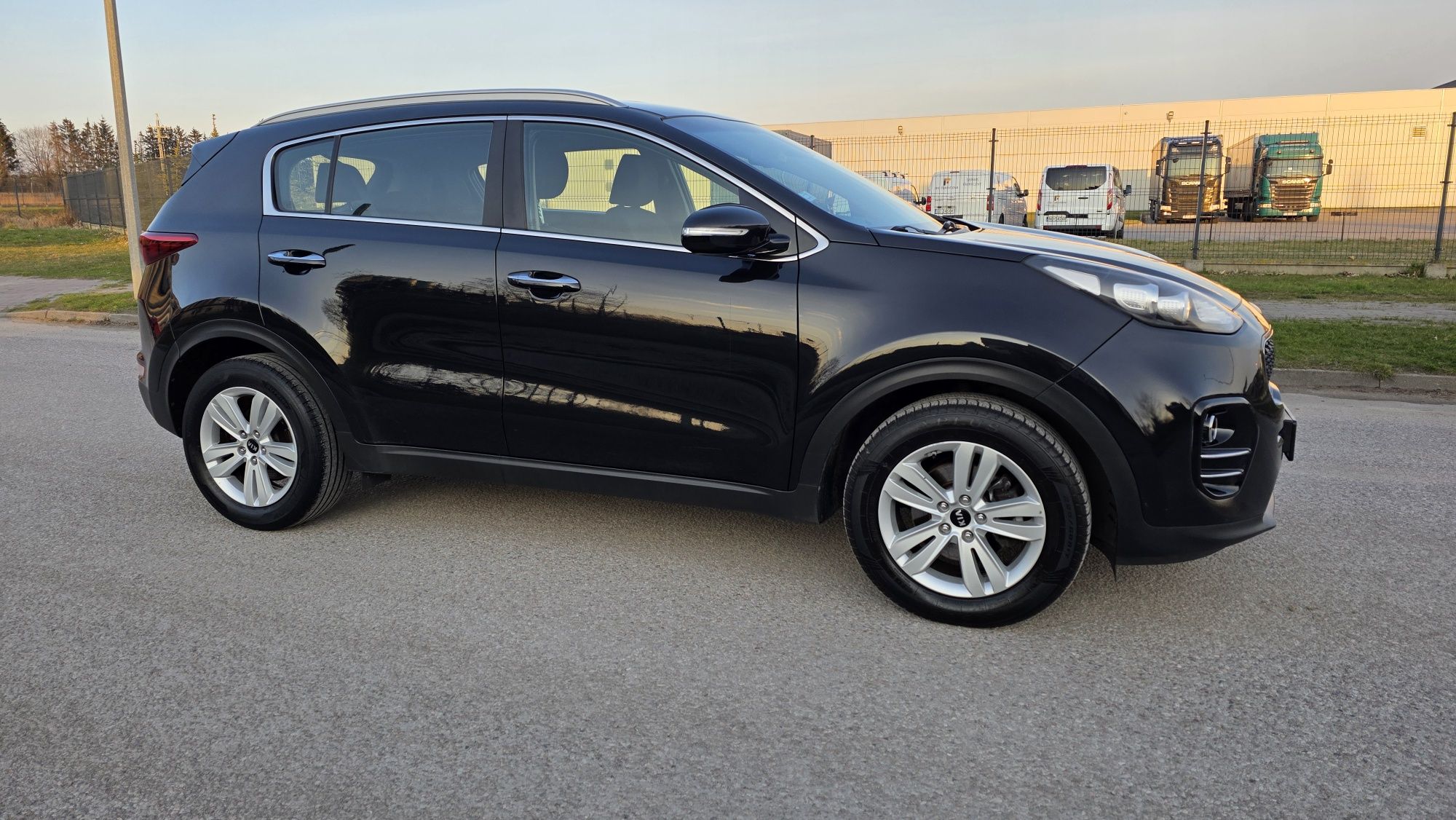 Kia sportage rok 2016 silnik 1.7 diesel ładna zamiana