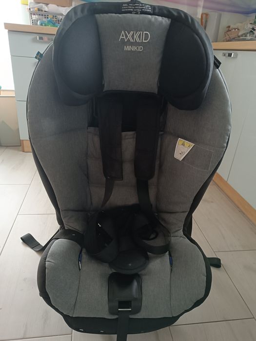 Sprzedam fotelik axid minikid