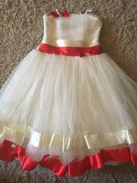 Нарядное платье для девочки 3-6 лет