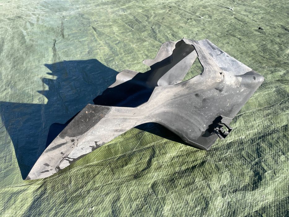 Kierownica powietrza intercoolera lewa AUDI A4 B7 2.0 tfsi