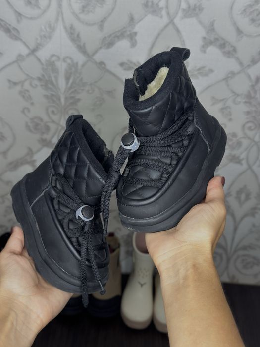 Зимове взуття дитяче 23 розмір