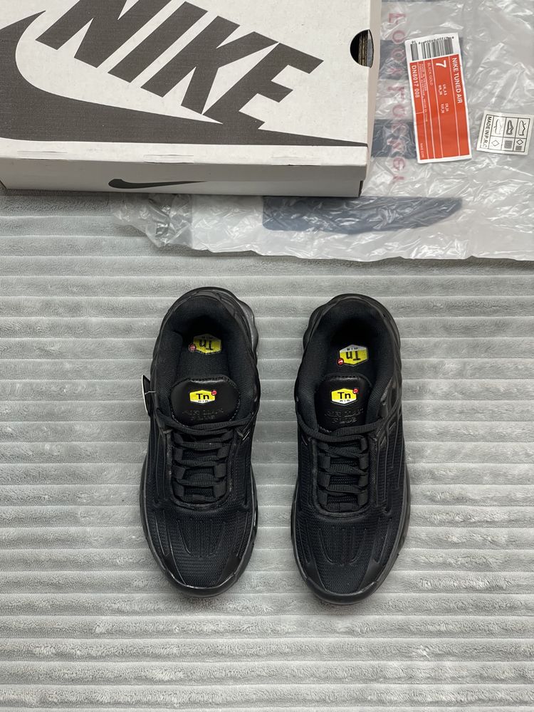Nike TN plus 3 Pretos