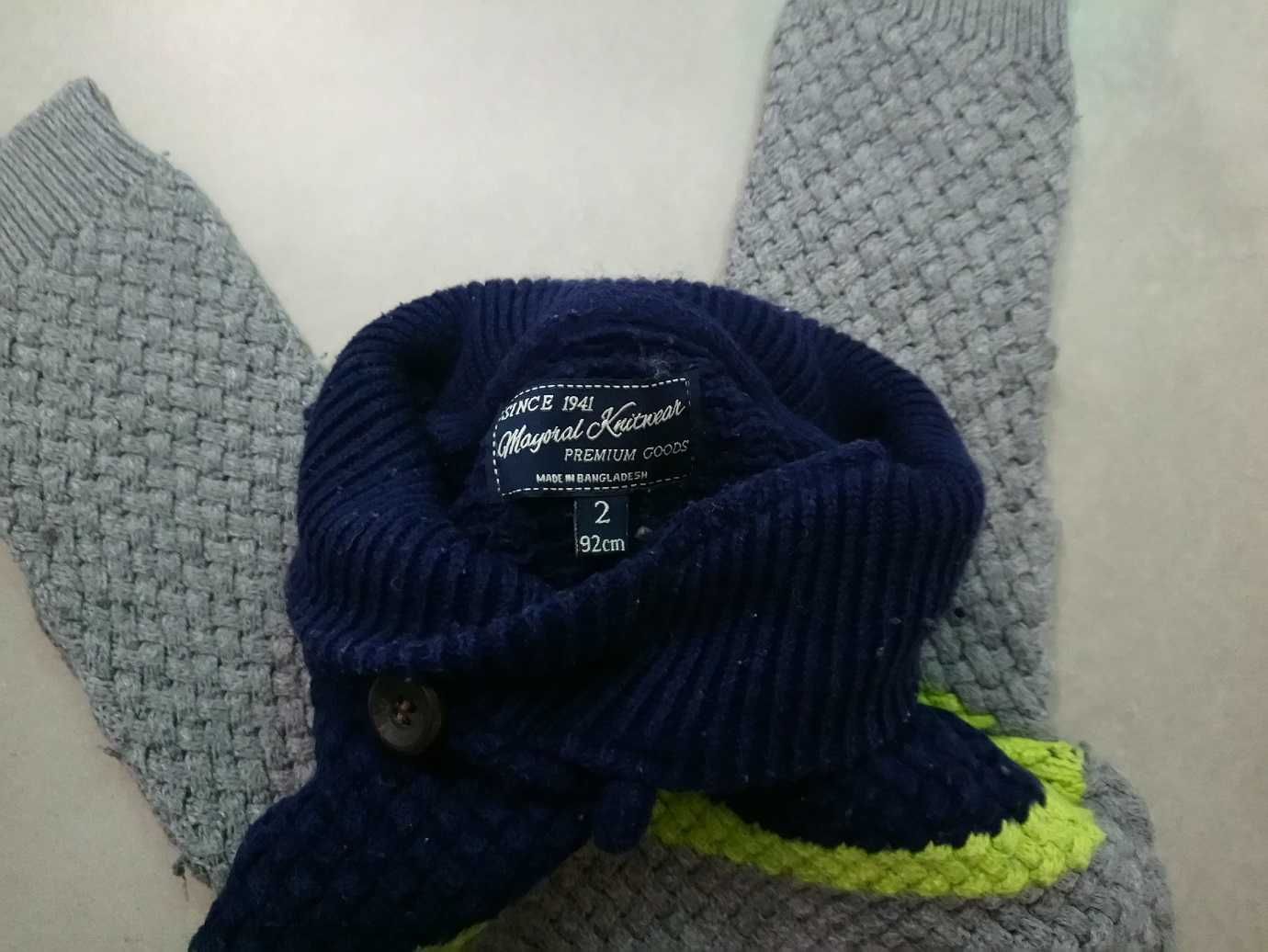 gruby sweter chłopięcy MAYORAL r. 92 dla chłopca 24m