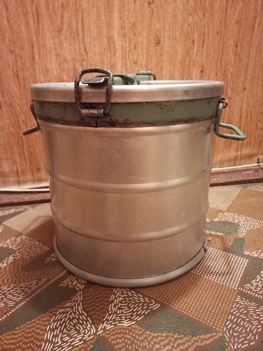 Бак, кастрюля, бідон, ємність на 25 л