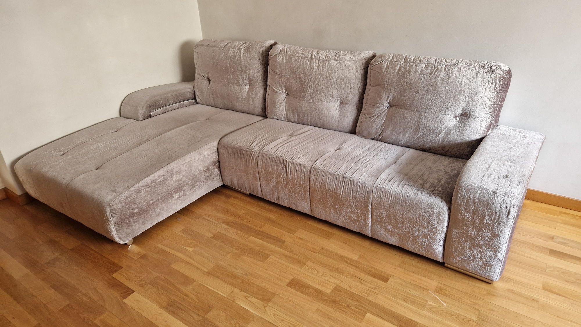 Sofa chaise longue