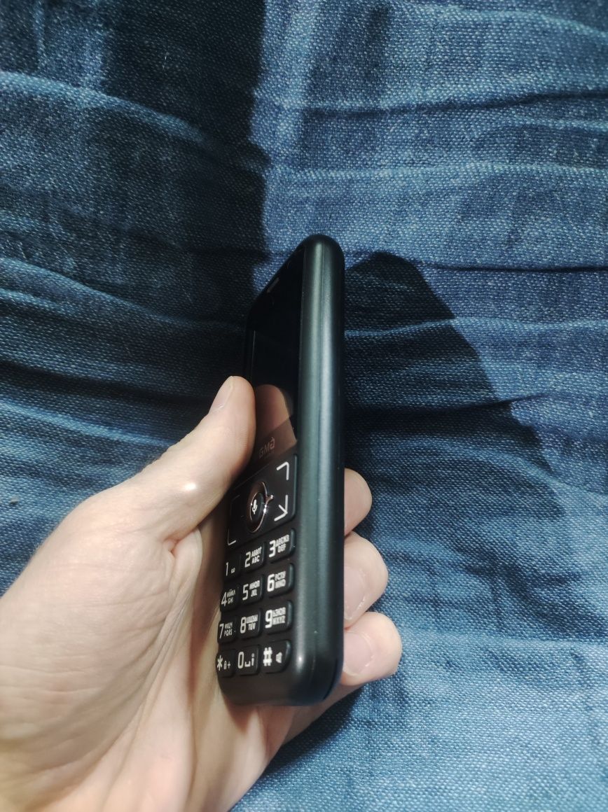 Мобильный телефон SIGMA X-STYLE S3500 SKAI Dual Sim Black