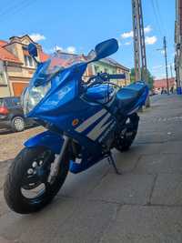 Motocykl Suzuki gs500F