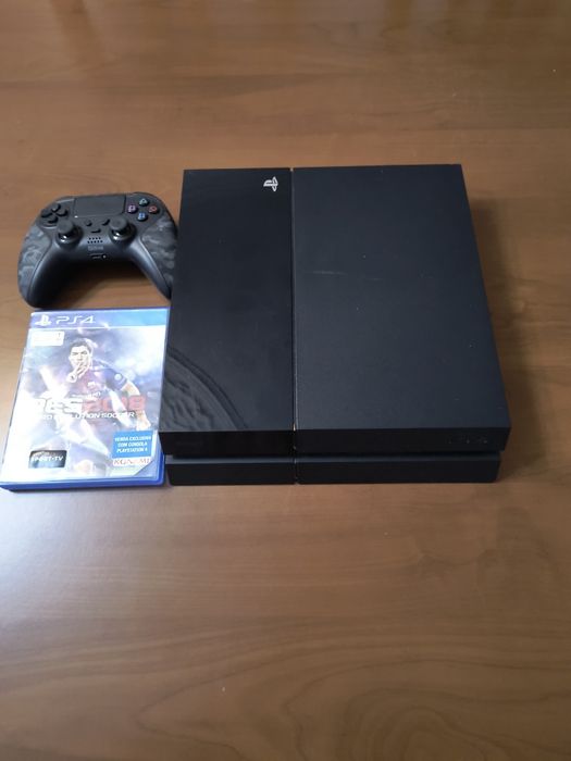 PlayStation 4 fat de 500GB-Excelente estado