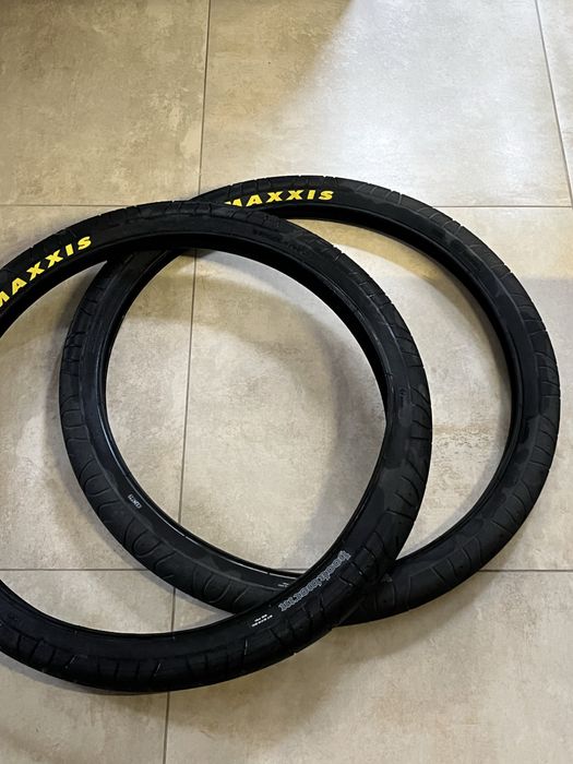 Maxxis hookworm слики