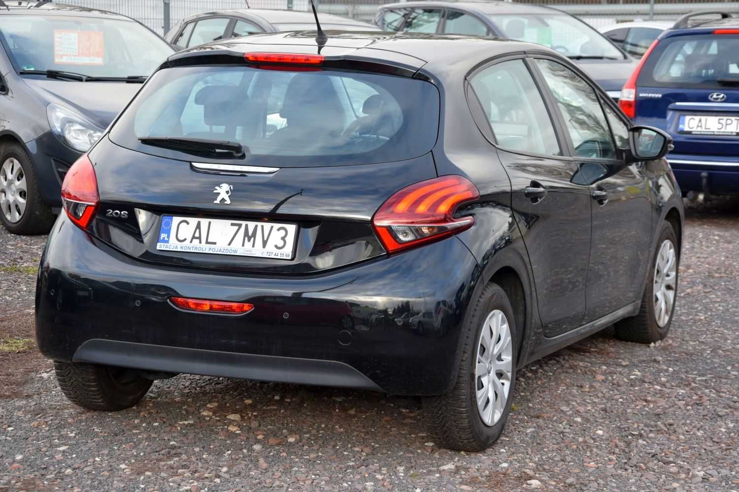 Peugeot 208 1.2 PureTech 83KM 12/2017 LIFT Tablet Klima LED Zamiana