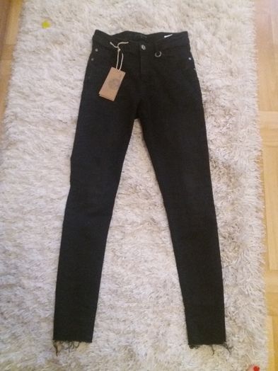 Nowe Reserved 36/S  jeansy, skinny, czarne. Z metkami.