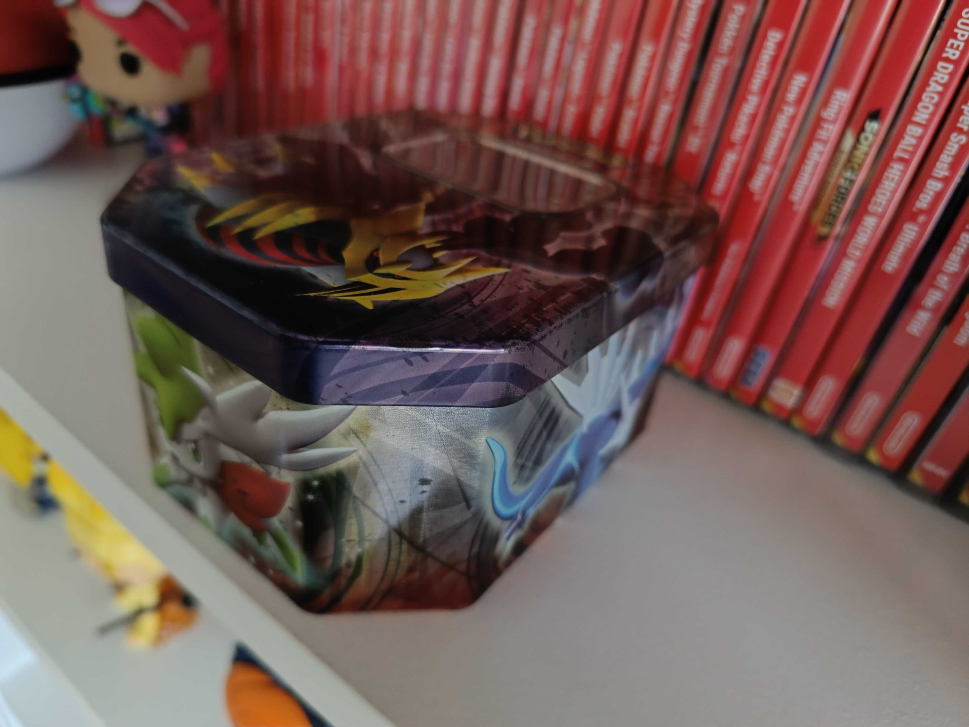 Cartas Pokémon Tins Caixa