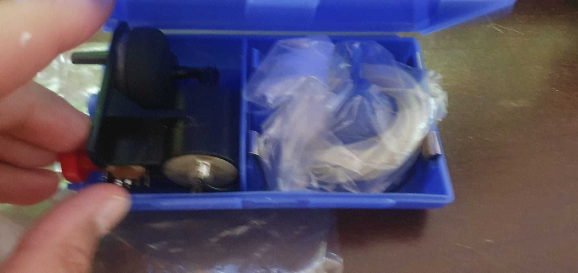 Bomba de ar portátil NOVA na caixa