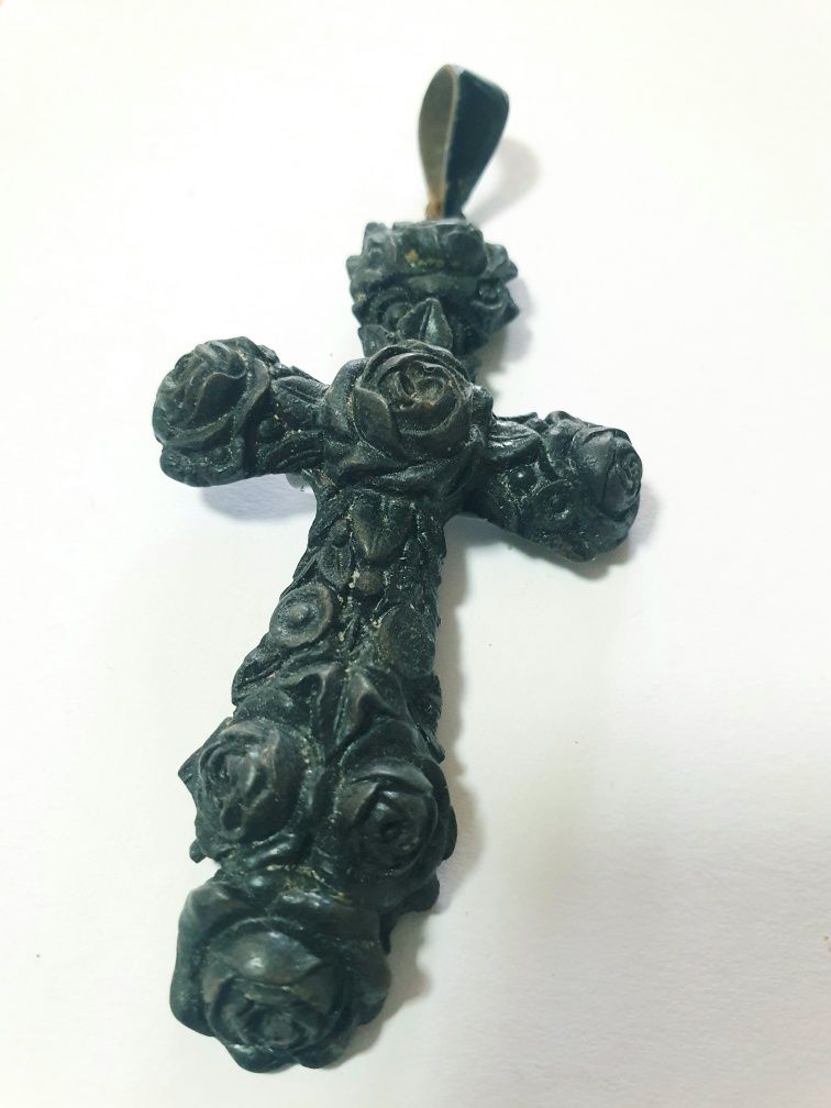 Raro antigo pendente crucifixo de luto em gutta percha  do Sec XIX