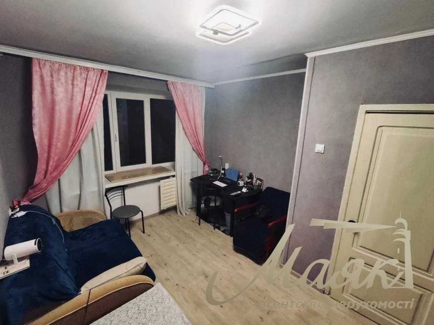 Продаж 1 кімнатної  квартири КОСМОС!!!