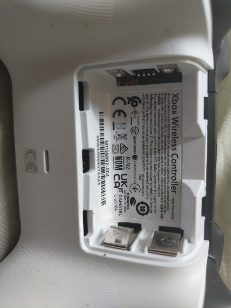Pad Xbox series x/s electric volt