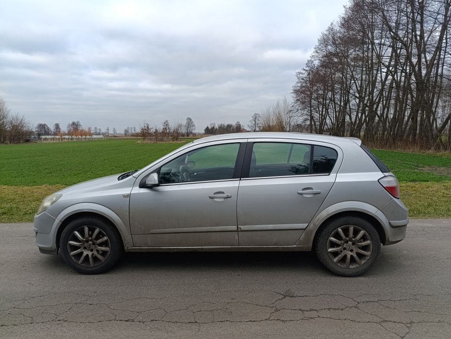 Opel Astra H III