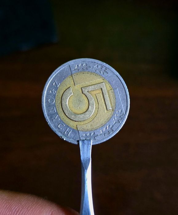 Moneta 5 zł skrętka