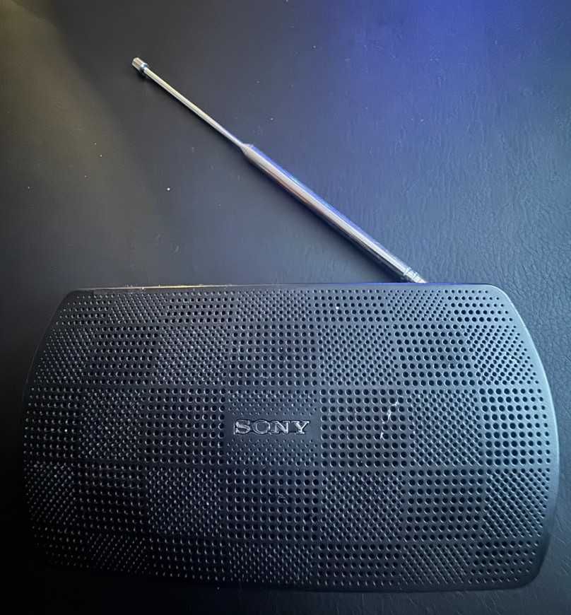 Radio Sony SRF-18
