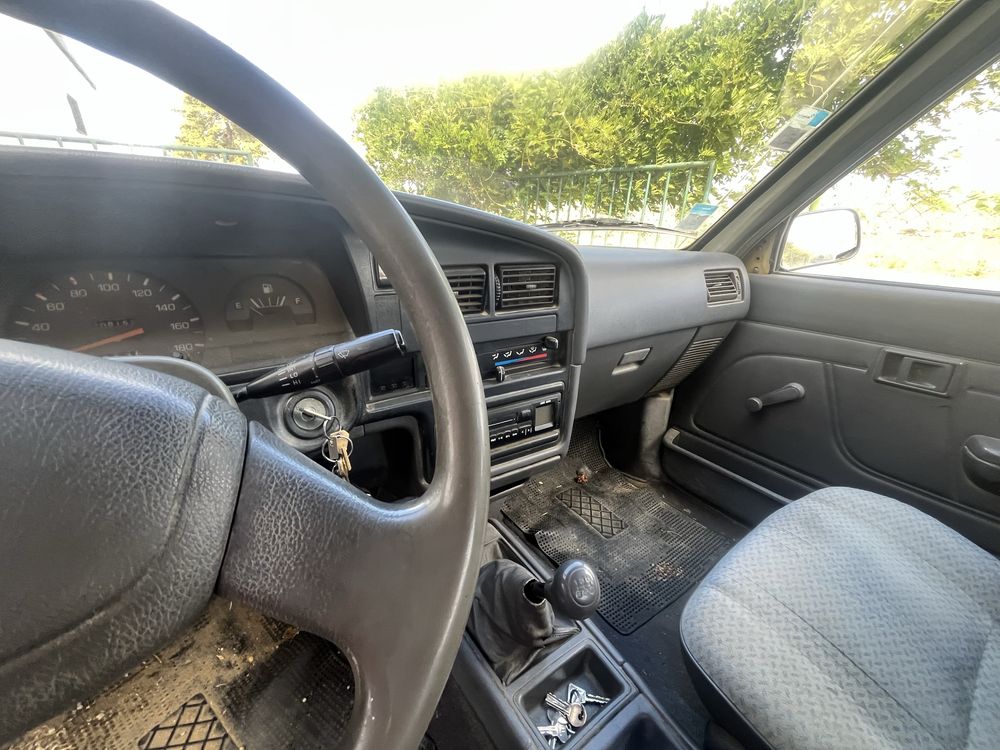 Toyota Hikux 2.4D