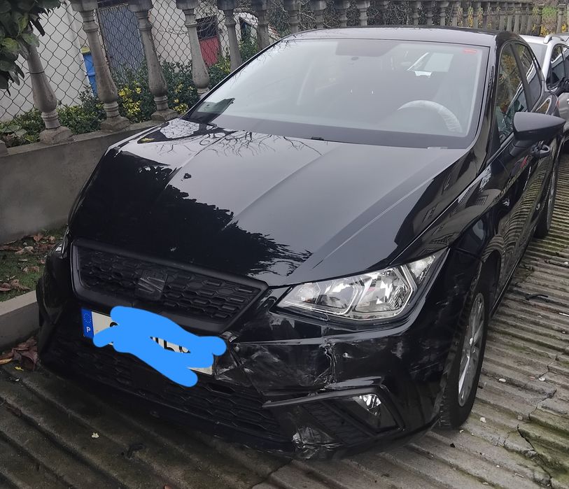 vendo seat Ibiza V 1.0 TSI 2018 nacional acidentado salvado