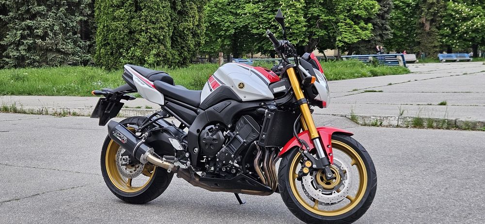 Yamaha FZ8 2014 состояние нового мота. Официальный. Хозяин.