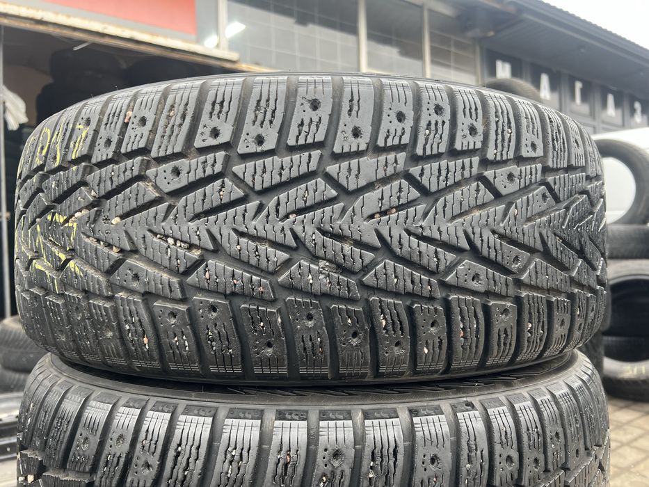 Шини 225/55/17 8мм‼️; Nokian; пари; зимові; резина склад R17