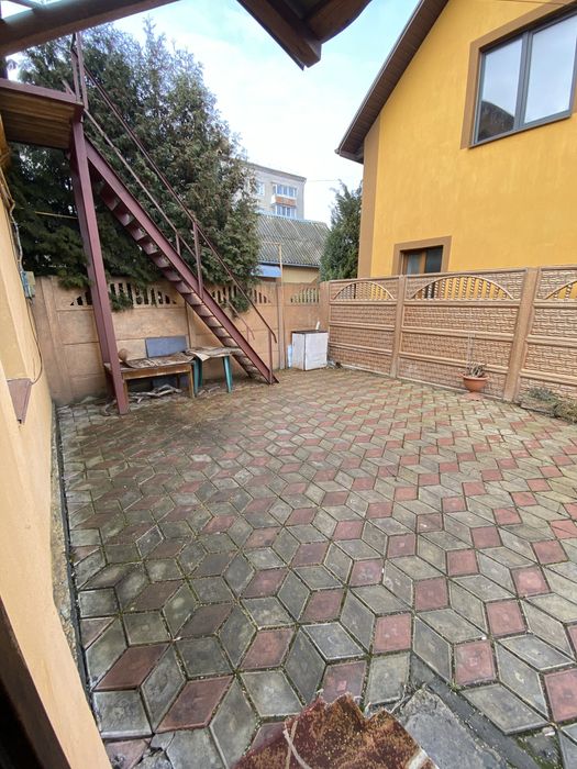 Здам 1/2 будинку(2 кімнати) Боярка Олени Теліги