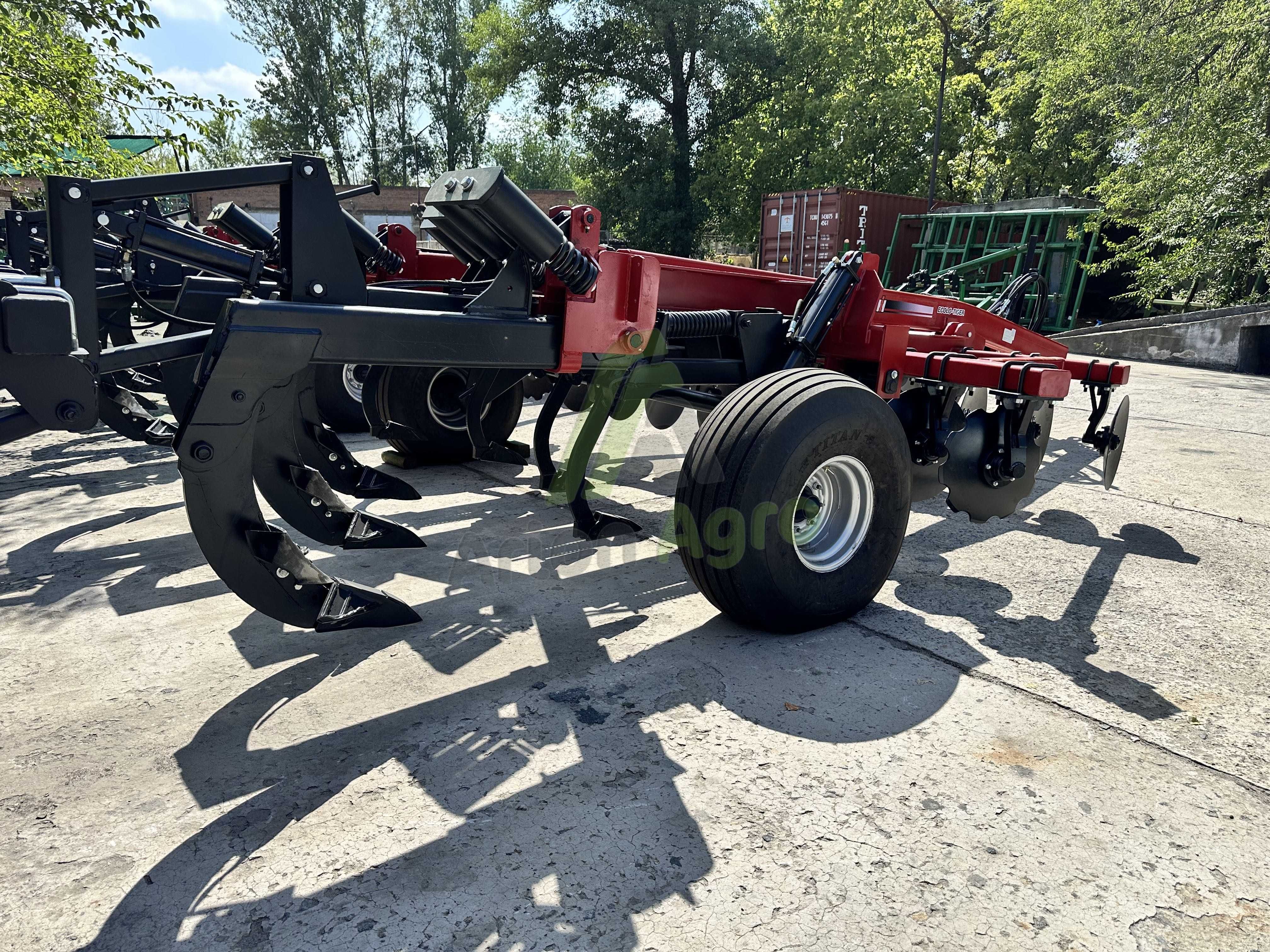 Глибокорозпушувач Case IH Ecolo tiger 530 Кейс шириною 3.8 метра