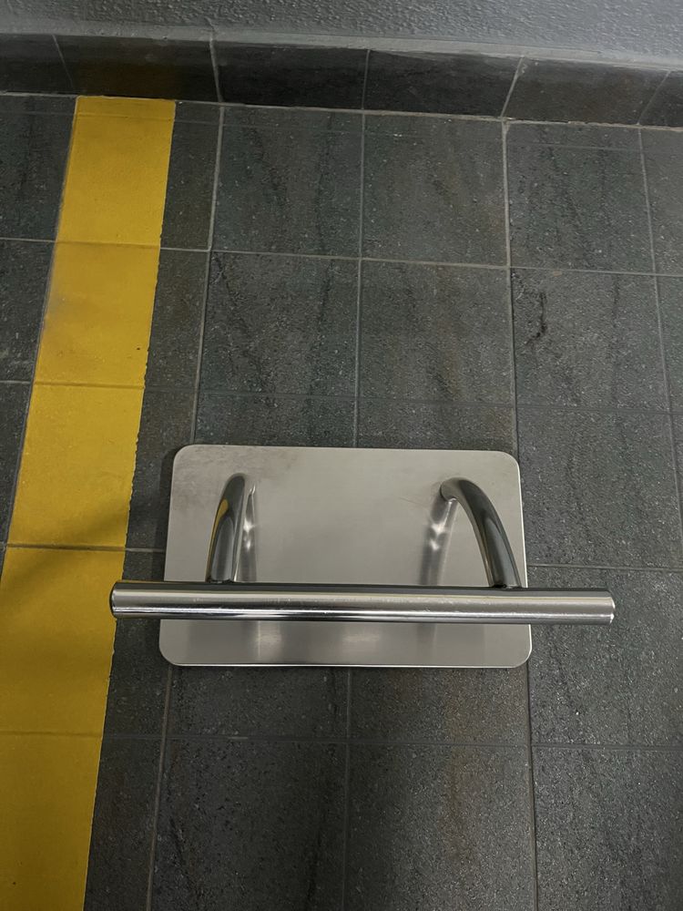 Pousa pés cadeira cabeleireiro